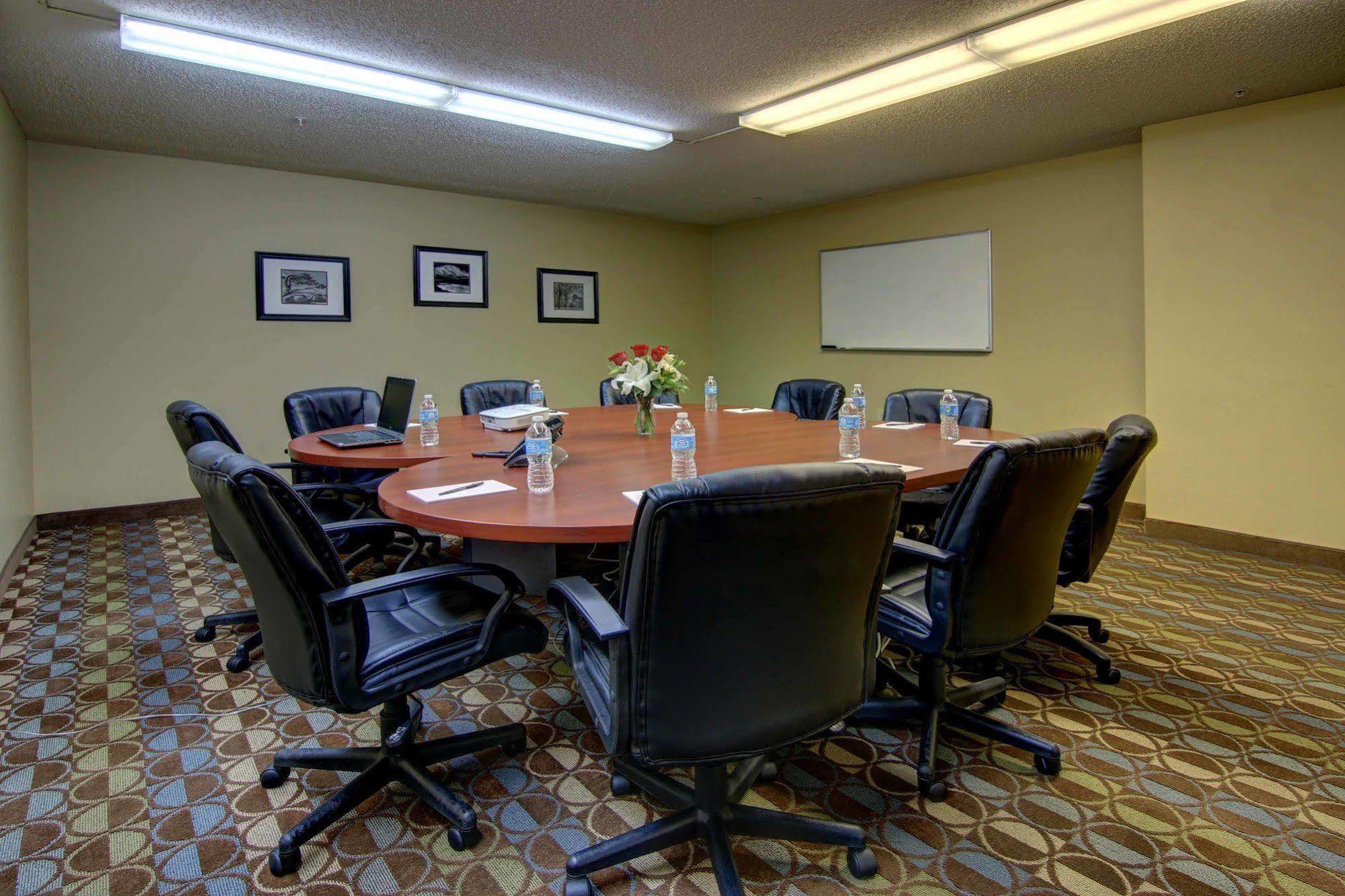 Intown Suites Extended Stay Marietta Ga - Roswell Rd Kültér fotó